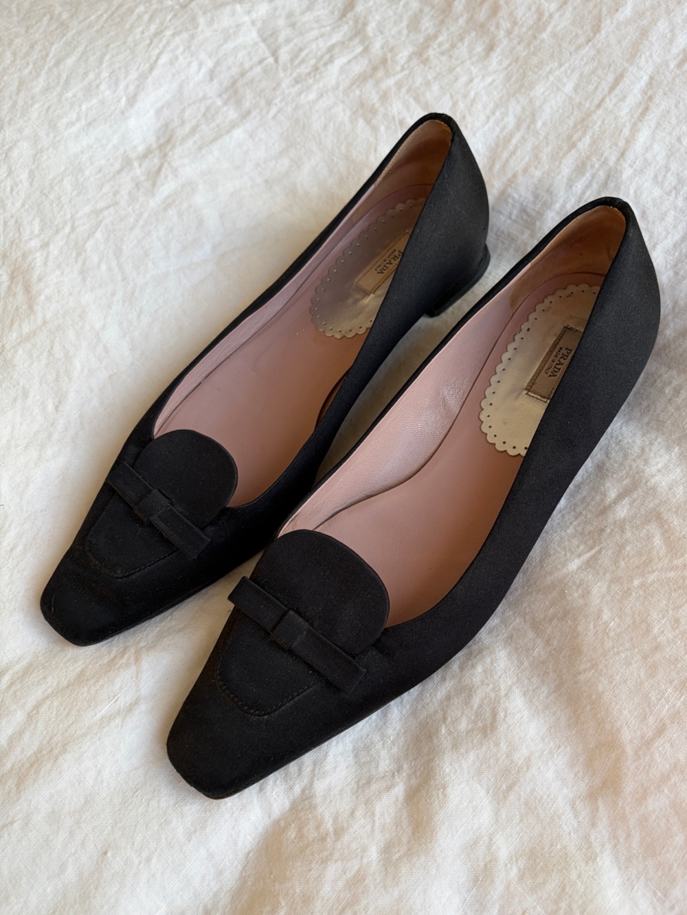 Vintage Prada Bow Satin Silk Loafer Pointy Toe Ballet Flats Black 90s Y2K